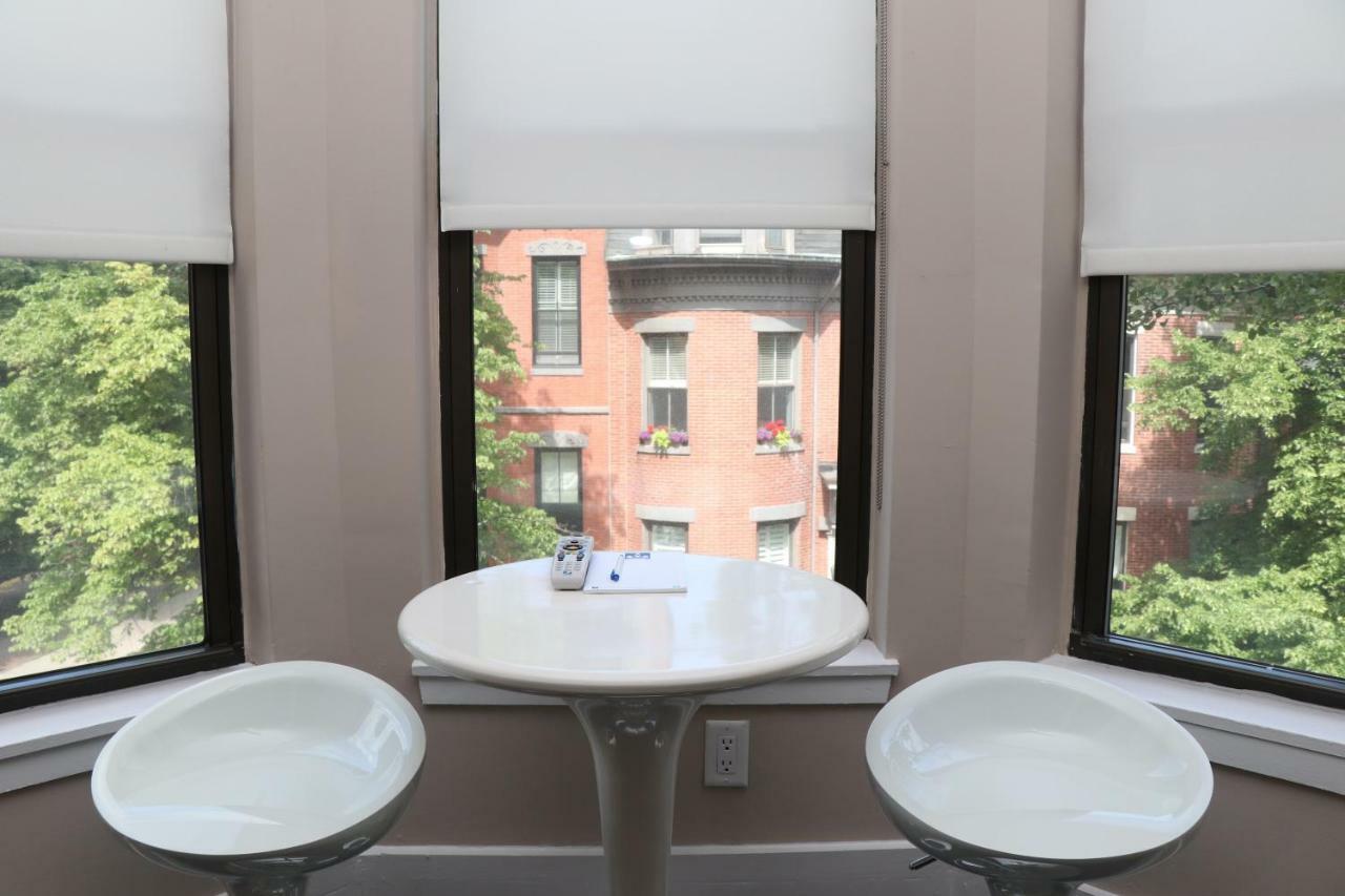 Stylish Downtown Studio, #32 Apartment