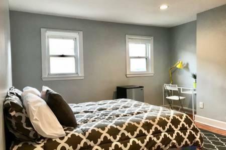 Clean Comfy Centrally Located Private Homestay *