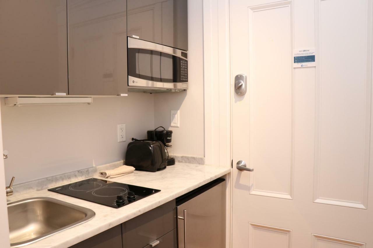 Charming & Stylish On Beacon Hill #11 Boston