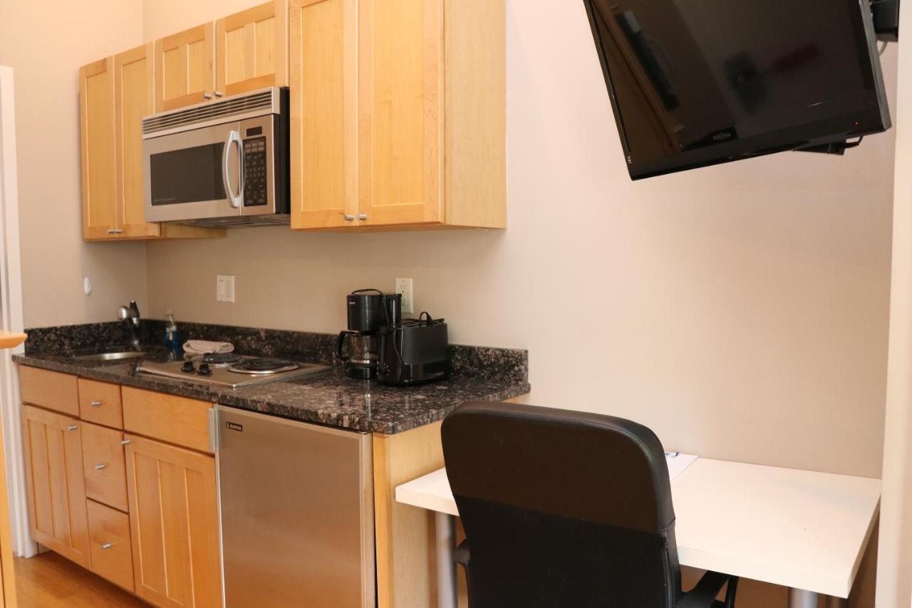 Cheap, Furnished In Downtown #7 Apartment *