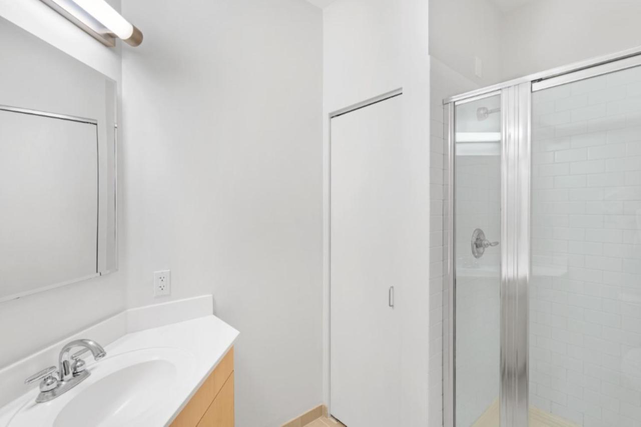 Global Luxury At China Town Apartment Boston