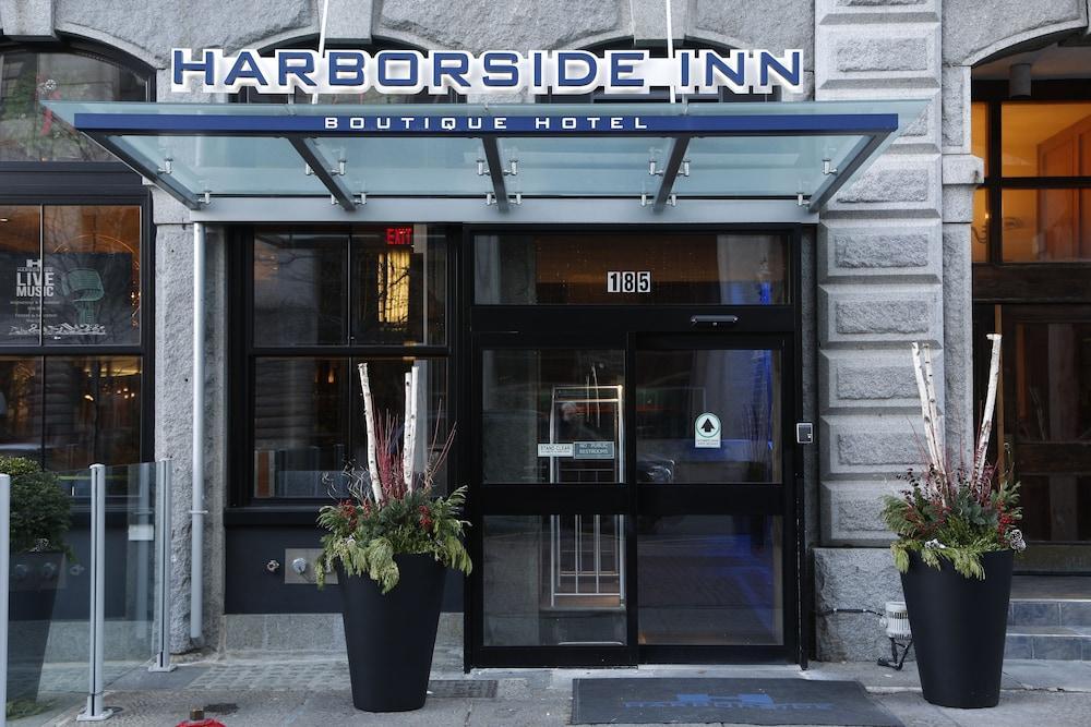 Harborside Hotel 3*