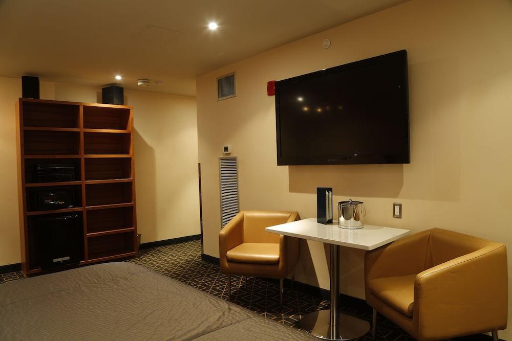 Hotel Harborside