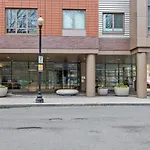 Well-Located Kendall Sq 1Br W Courtyard Bos-387
