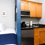 Heart Of South End, Convenient, Comfy Studio #22