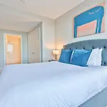 Luxury Apt With Water Views - Via-1915