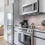 Bright Apt Downtown Seaport - Alx-803