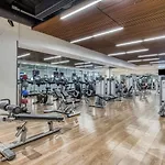 St W Wd Gym Nrt Iconic Boston Landmarks Bos-525