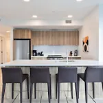 Spacious Apt With Kitchen - Idl-450