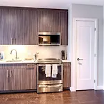 Private Downtown Seaport Apt - Ben-1305