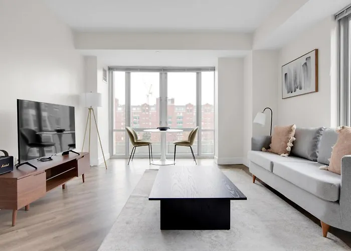 E Cambridge 1Br W Wd Gym Steps From Train Bos-524