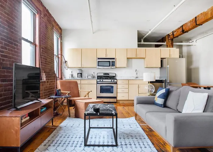 S End Loft W Pool Art Gallery Steps To T Bos-357
