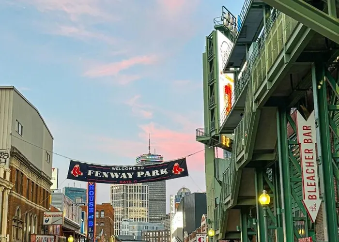 Fancy 2Br 2Ba Condo Fenway Boston