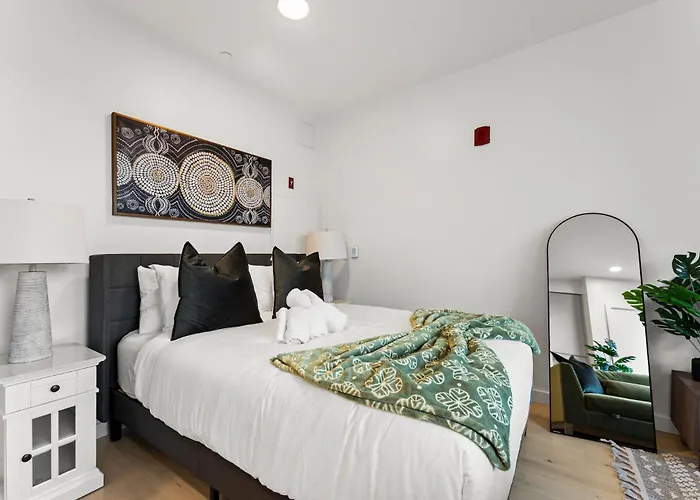 Furnished Apartment In South Boston
