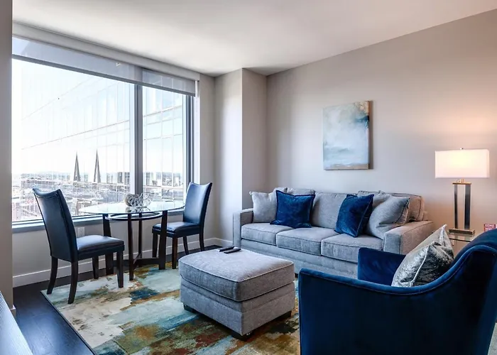 Private Downtown Seaport Apt - Ben-1305