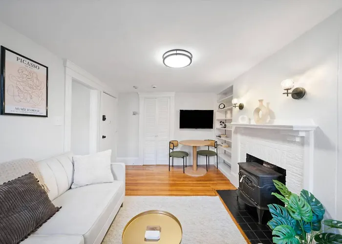 102 Revere Street, Unit 3 Beacon Hill