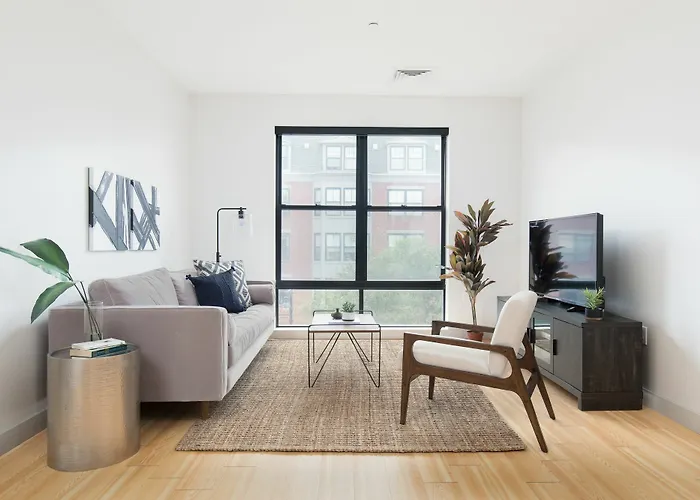 Bright 2Br In Seaport By Sonder