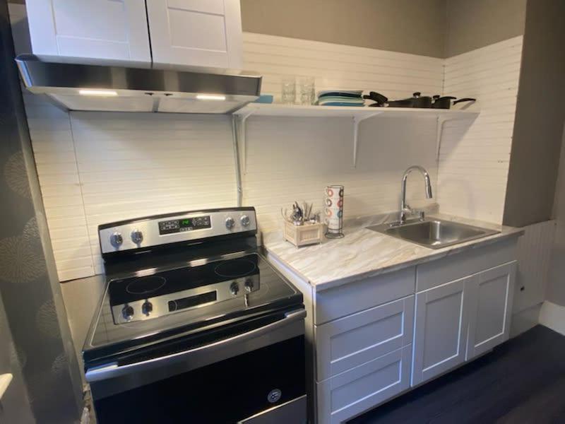 5-33 Modern Private Studio Awaits You! Inn