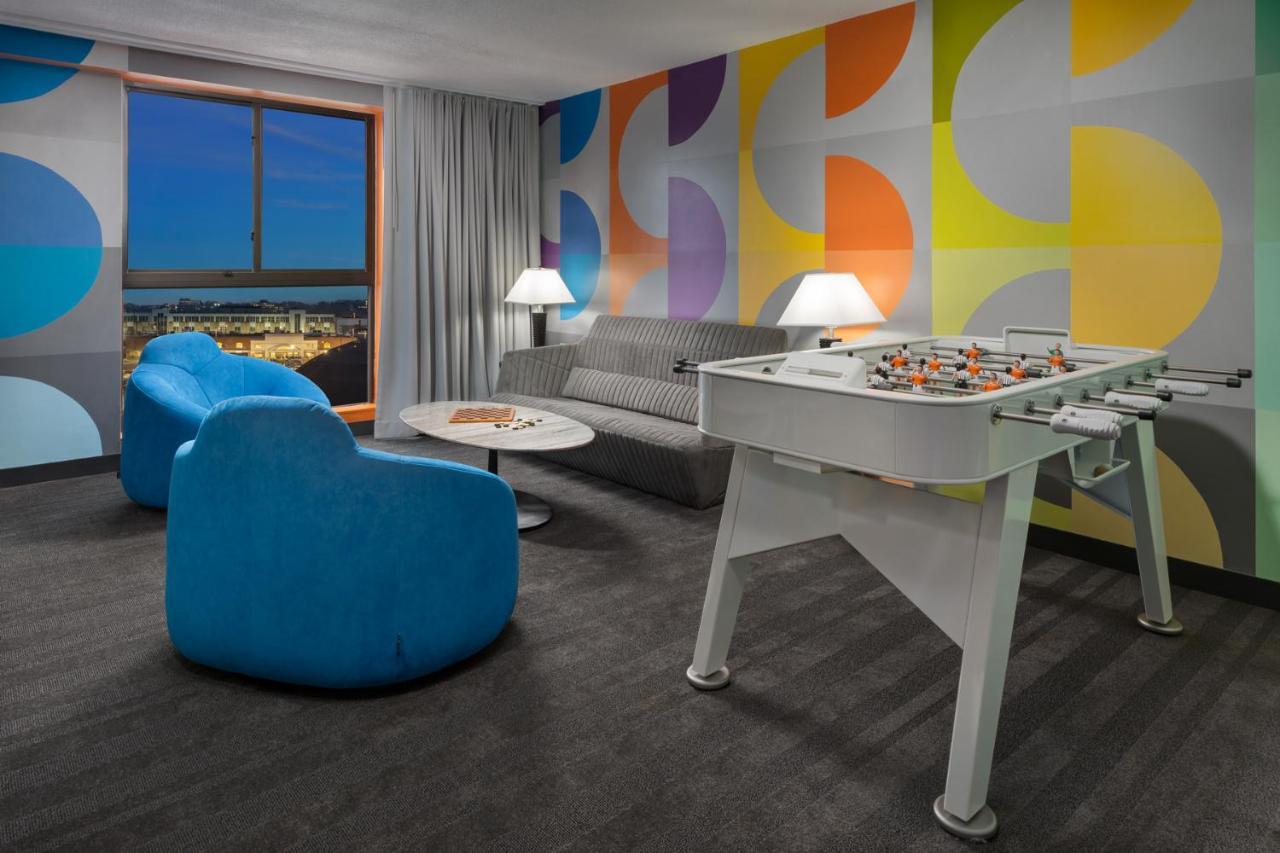 Studio Allston Hotel 4*