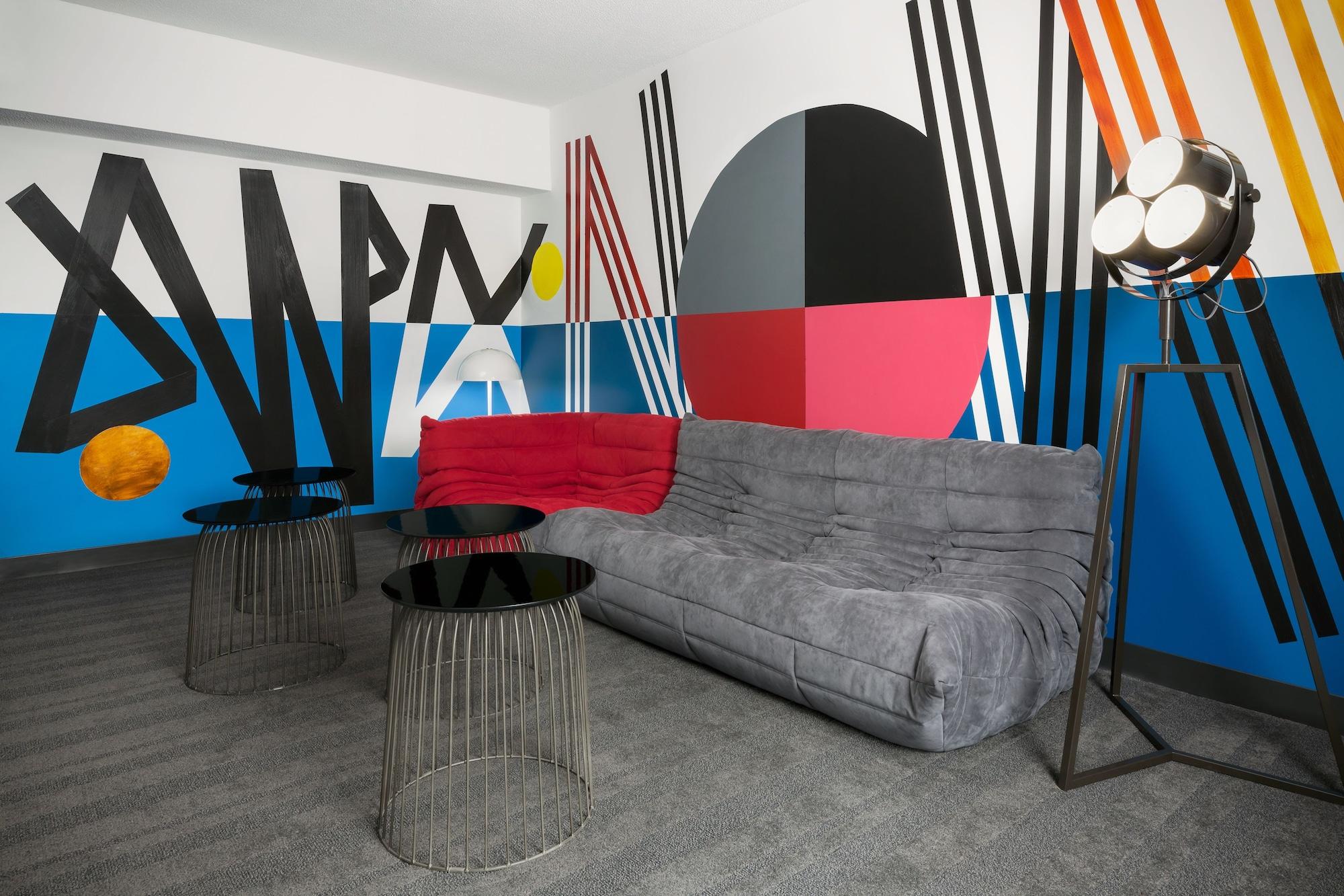 Studio Allston Hotel 4*