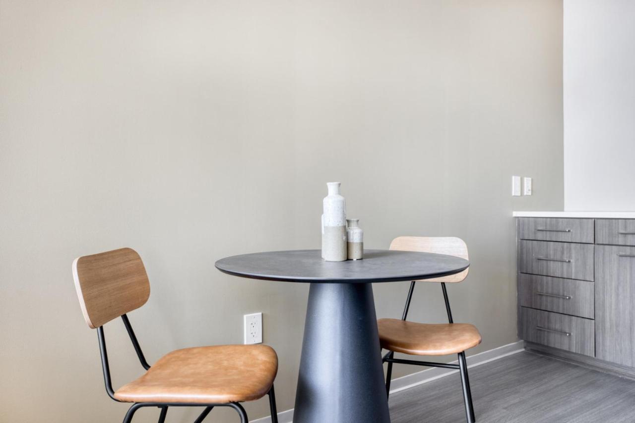 N Station 1br W Wd Gym Nr Td Garden Bos-706 Apartment Boston