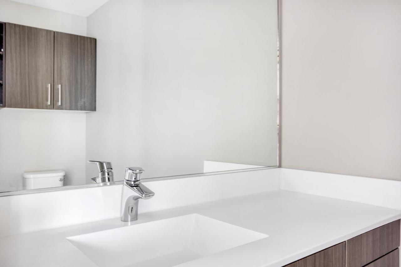 N Station 1br W Wd Gym Nr Td Garden Bos-706 Boston