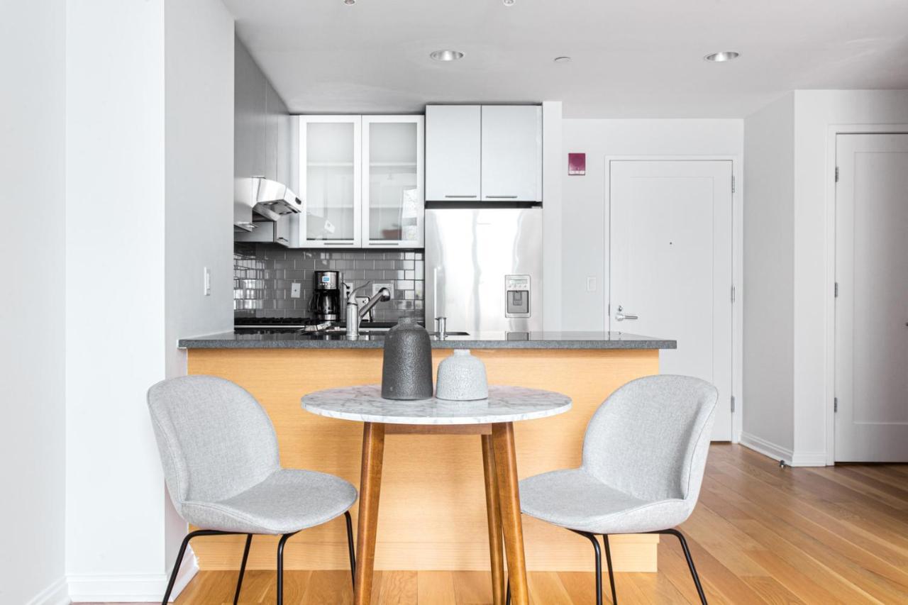 Well-located Kendall Sq 1br W Courtyard Bos-387 Apartment *