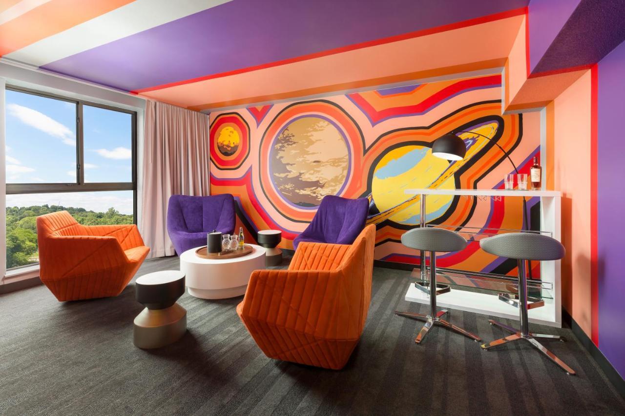 Studio Allston Hotel 4*