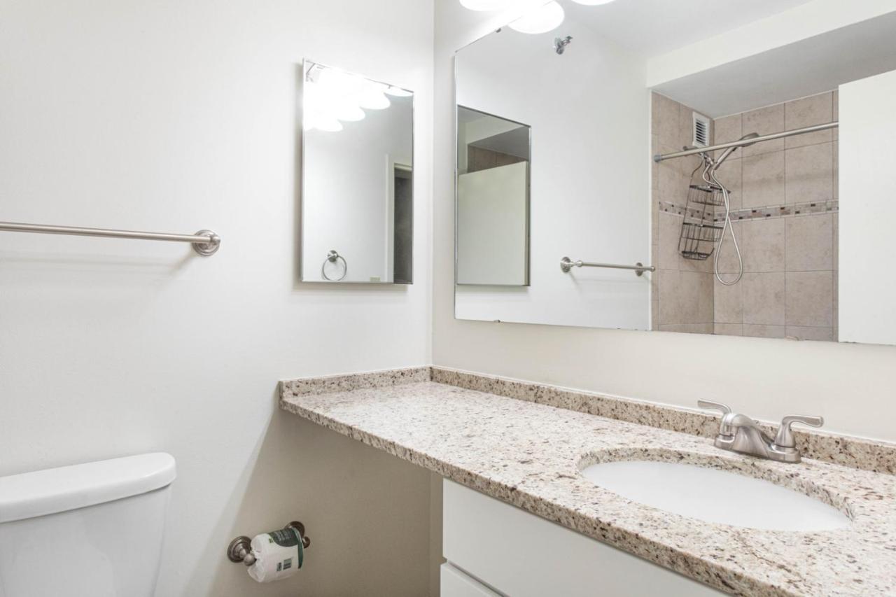 Back Bay 2br2b Steps From Prudential Center Bos-408