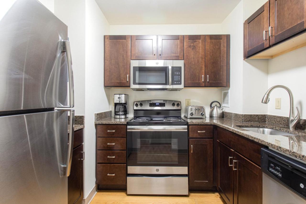 Back Bay 2br2b Steps From Prudential Center Bos-408 *