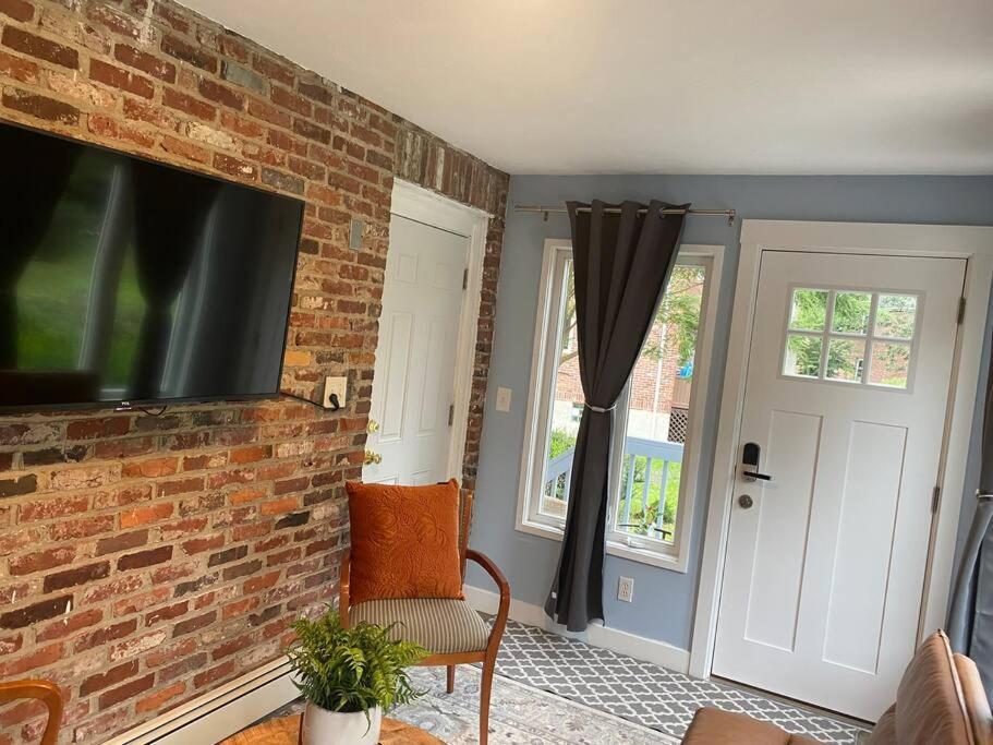 Unique & Peaceful Apartment