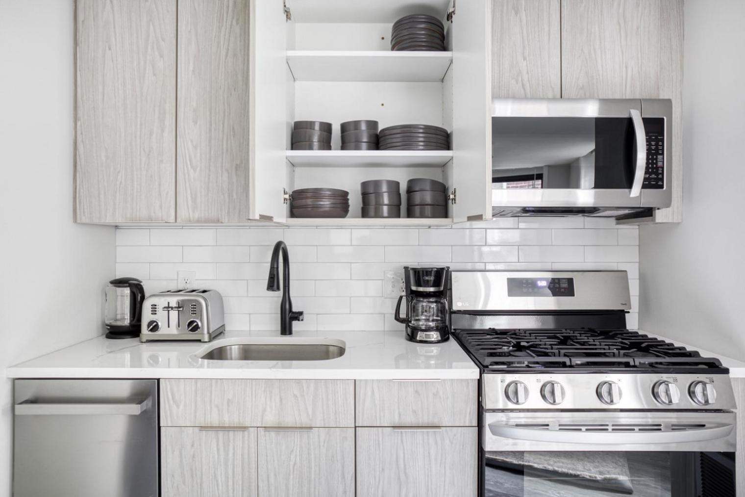 Charming N End 2br On Salem St Bos-451 Boston