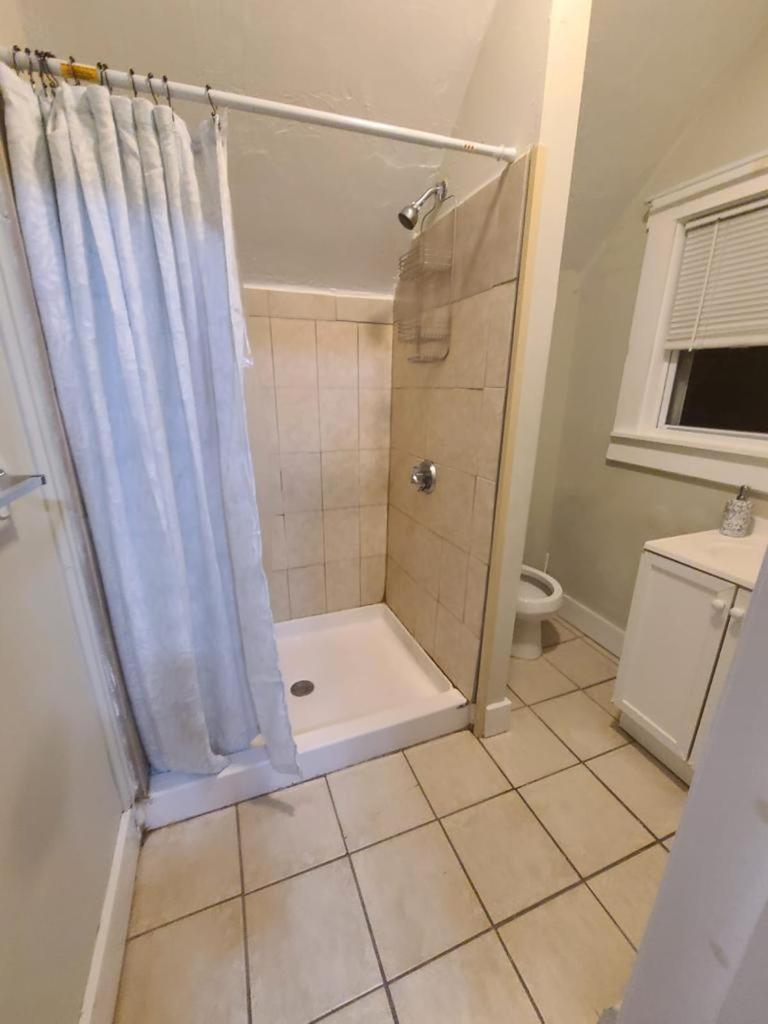 Homestay Private Near To Downtown *