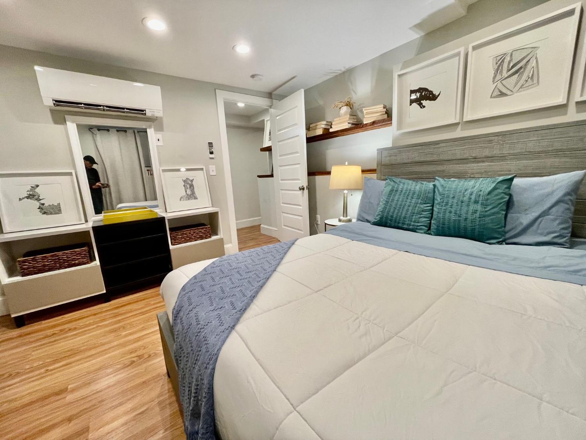 Beautiful 3br 3ba Duplex Parking Location Apartment Boston