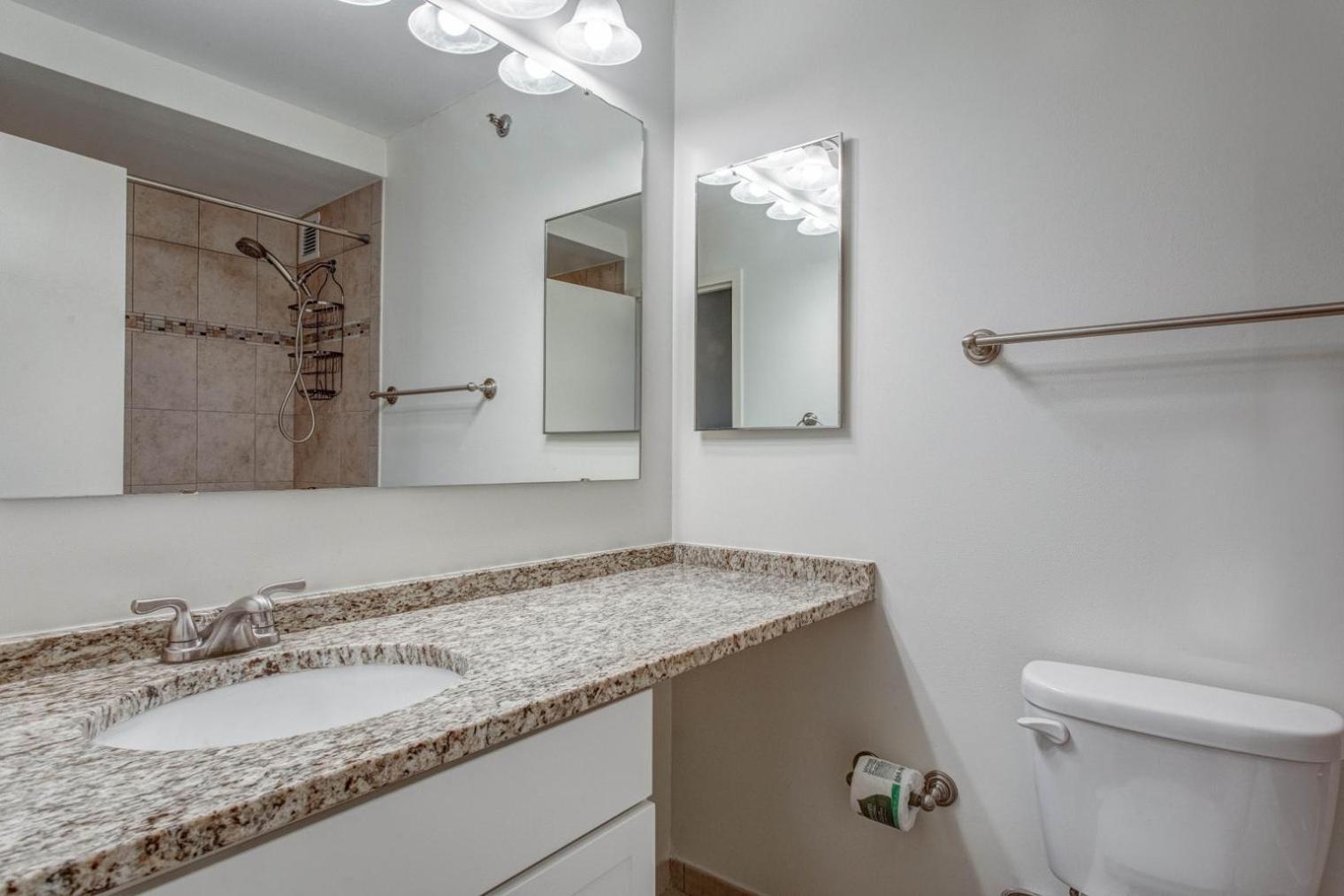 Back Bay 2br2b Steps From Prudential Center Bos-407