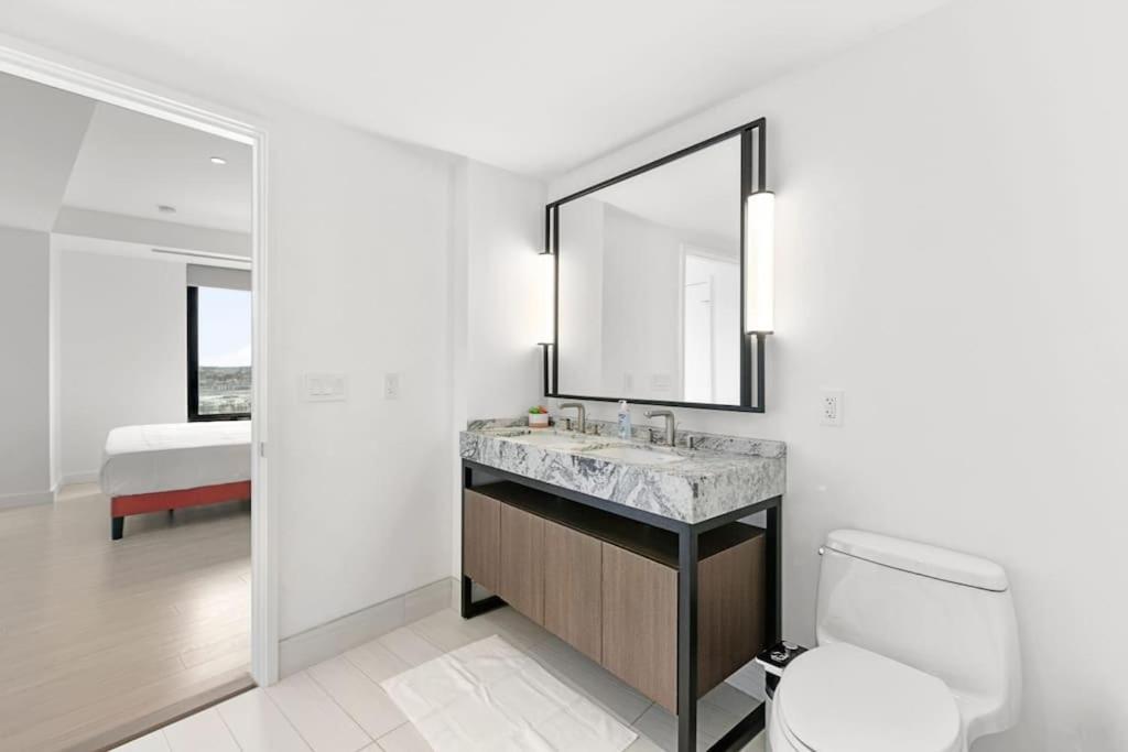 Apartment High-end 2br 2ba Unit In Seaport