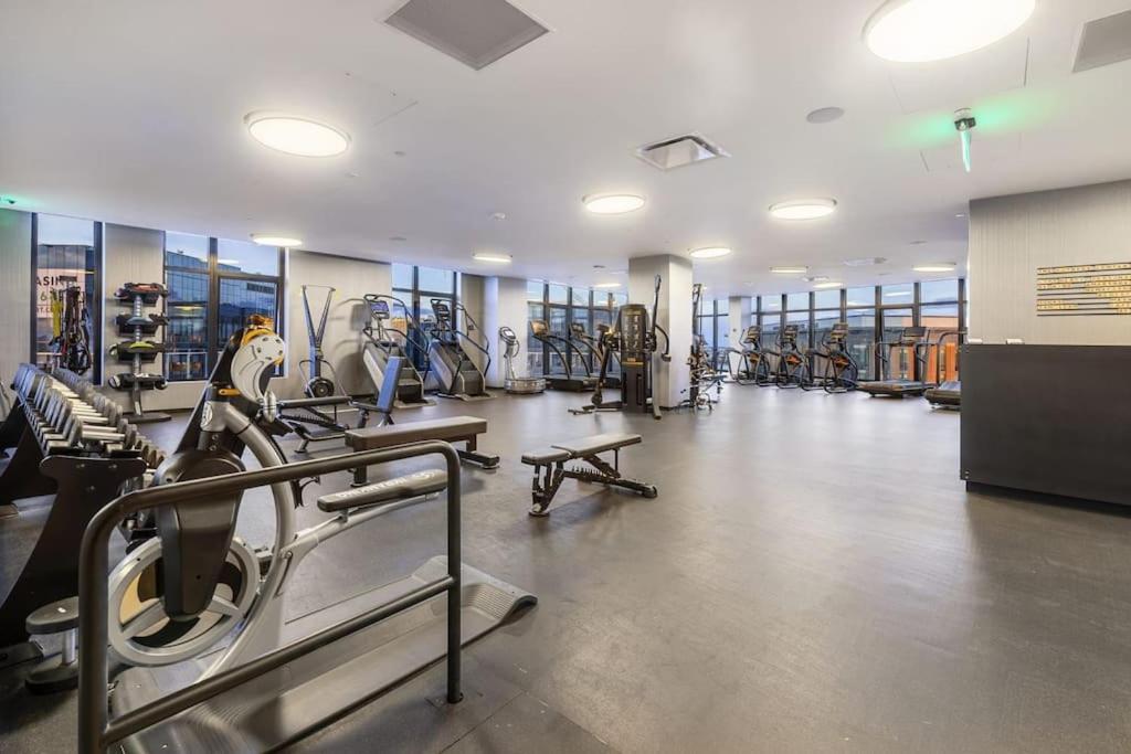 High-end 2br 2ba Unit In Seaport * Boston