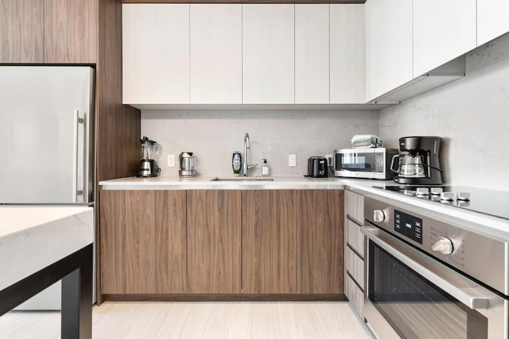 Apartment High-end 2br 2ba Unit In Seaport