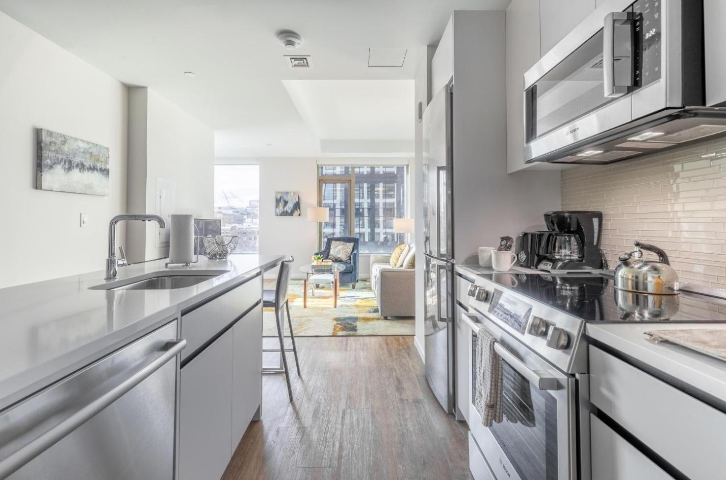 Bright Downtown Seaport - Alx-803