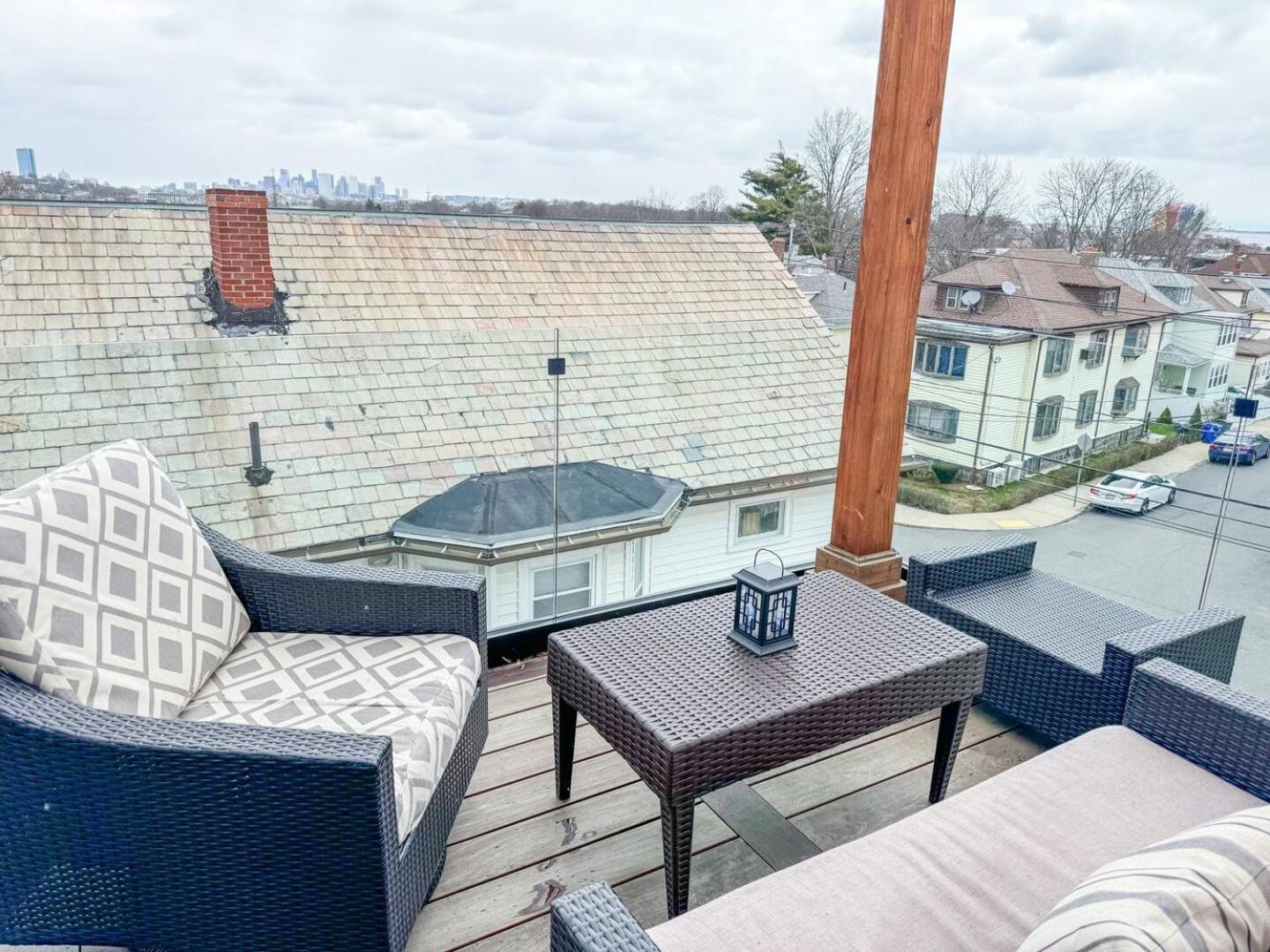 Apartment 3Br Gem Skyline Views, Laundry & Central Air Boston