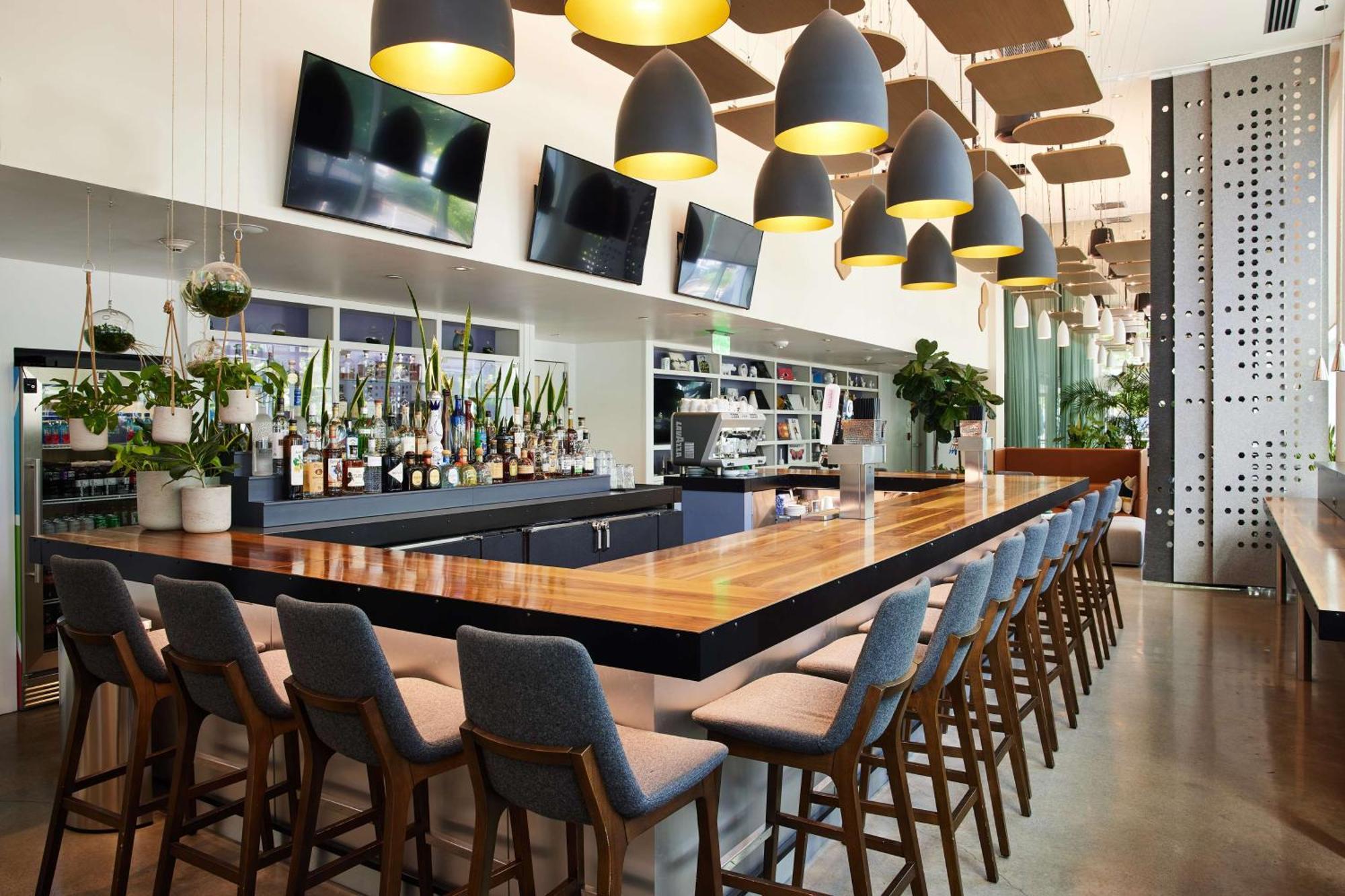 Hotel Yotel 4*
