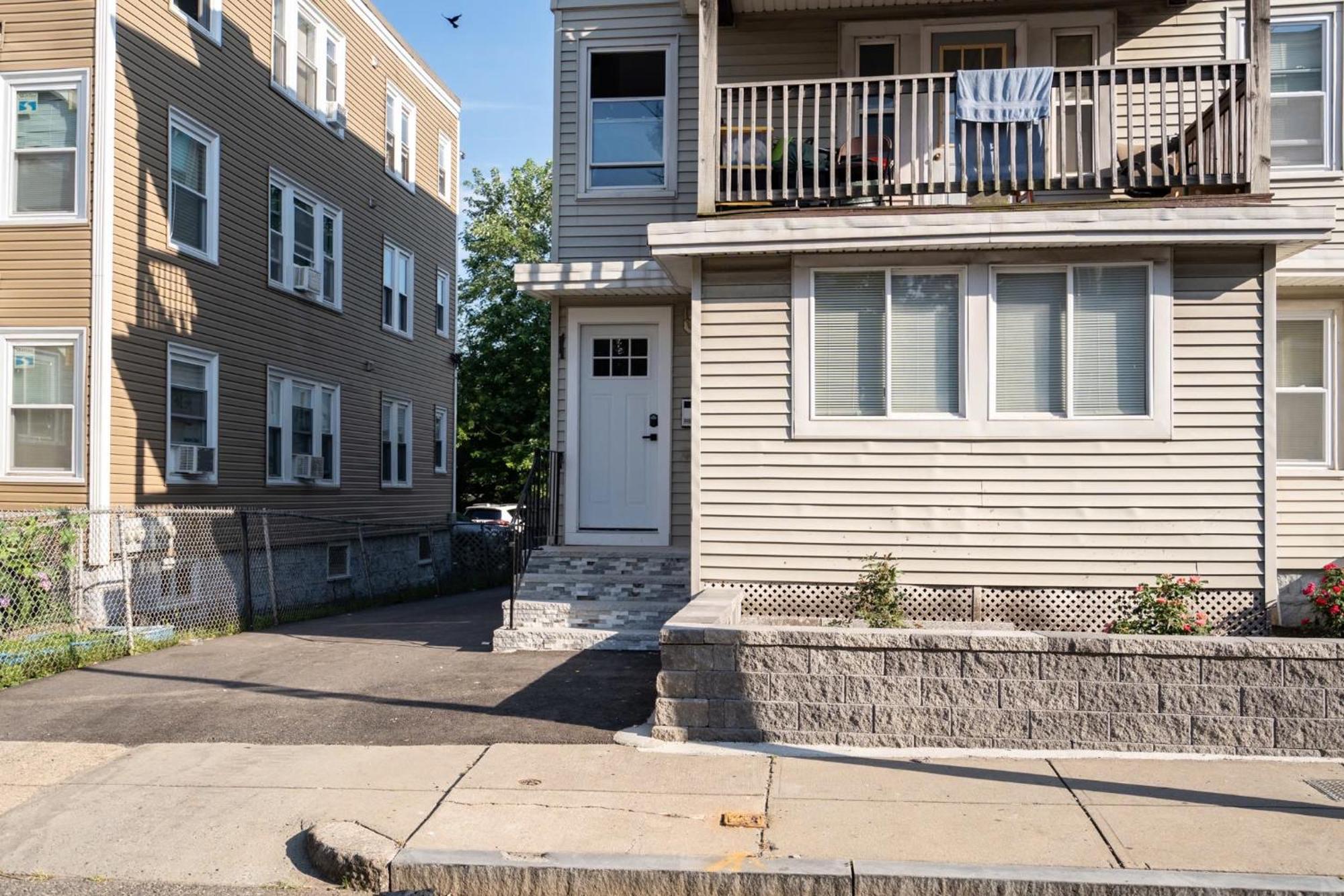 Apartment 30-3 3br - Cozy Near Fenway Park