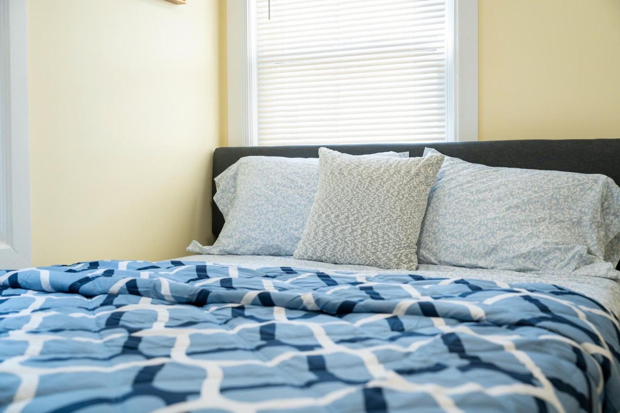 30-3 3br - Cozy Near Fenway Park Apartment *
