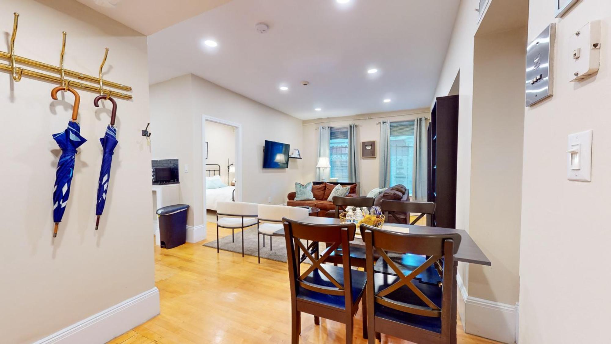 Newly Renovated 2-bed, Back Bay Near Mgh, Bu, Mit Apartment *
