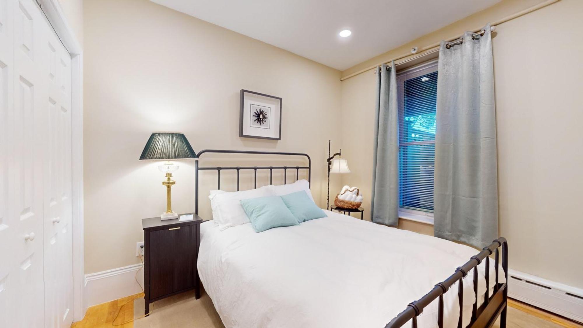 Newly Renovated 2-bed, Back Bay Near Mgh, Bu, Mit Apartment