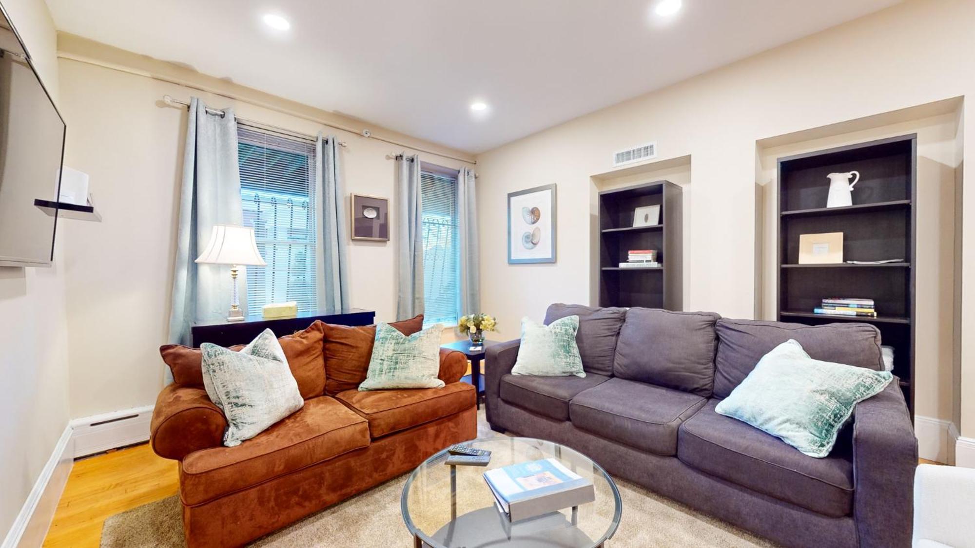 Newly Renovated 2-bed, Back Bay Near Mgh, Bu, Mit Apartment