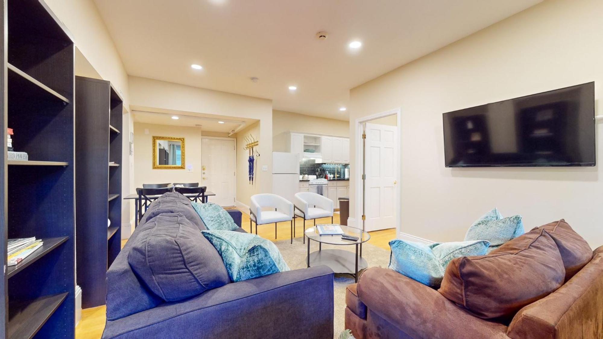 Newly Renovated 2-bed, Back Bay Near Mgh, Bu, Mit Apartment Boston