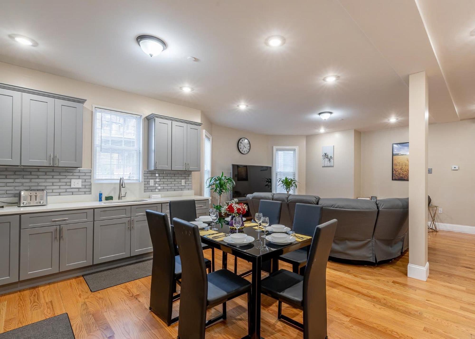 233-1 4Br Boston - Cozy Apt Near Mbta Station *
