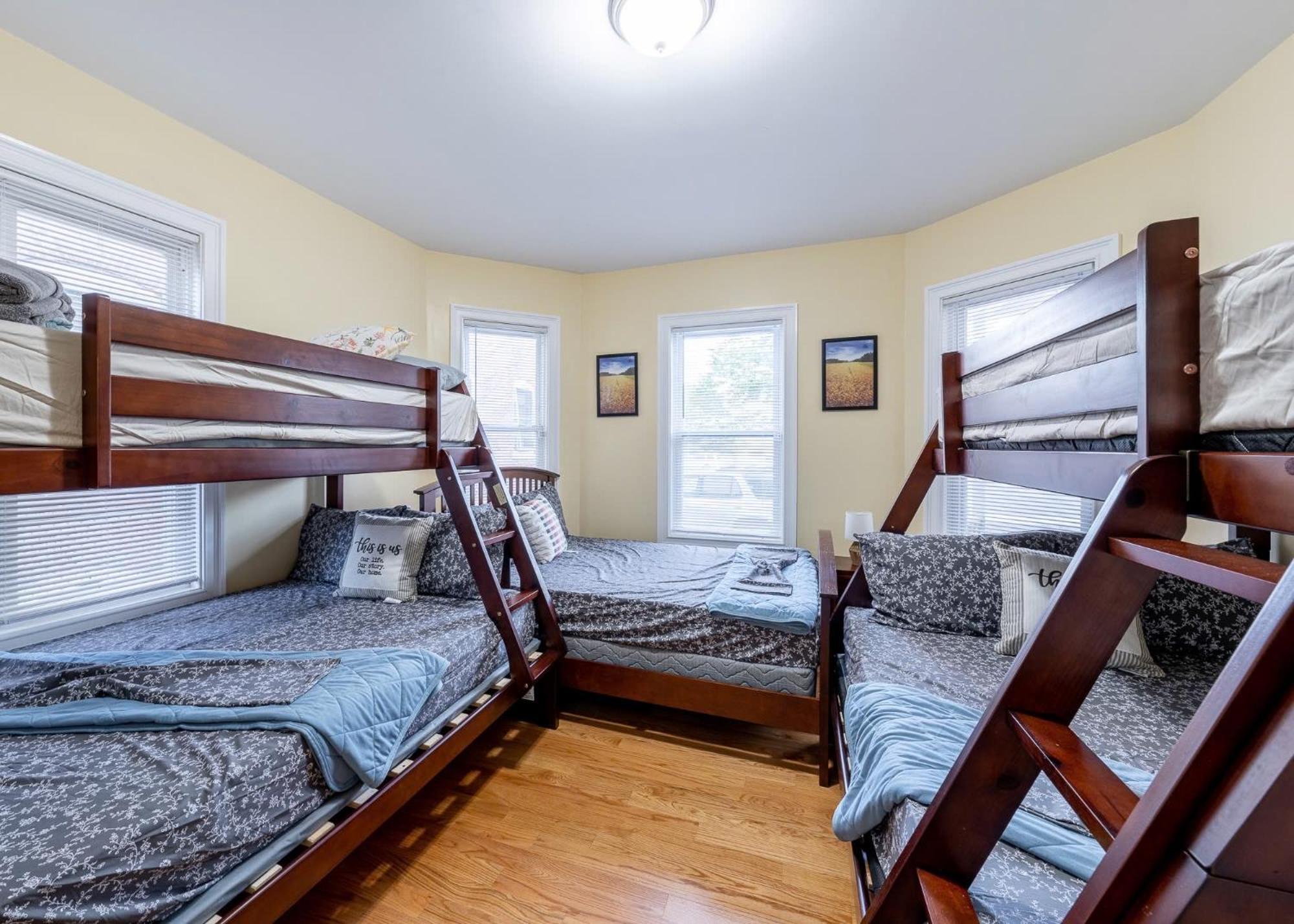 233-1 4Br Boston - Cozy Apt Near Mbta Station * Boston