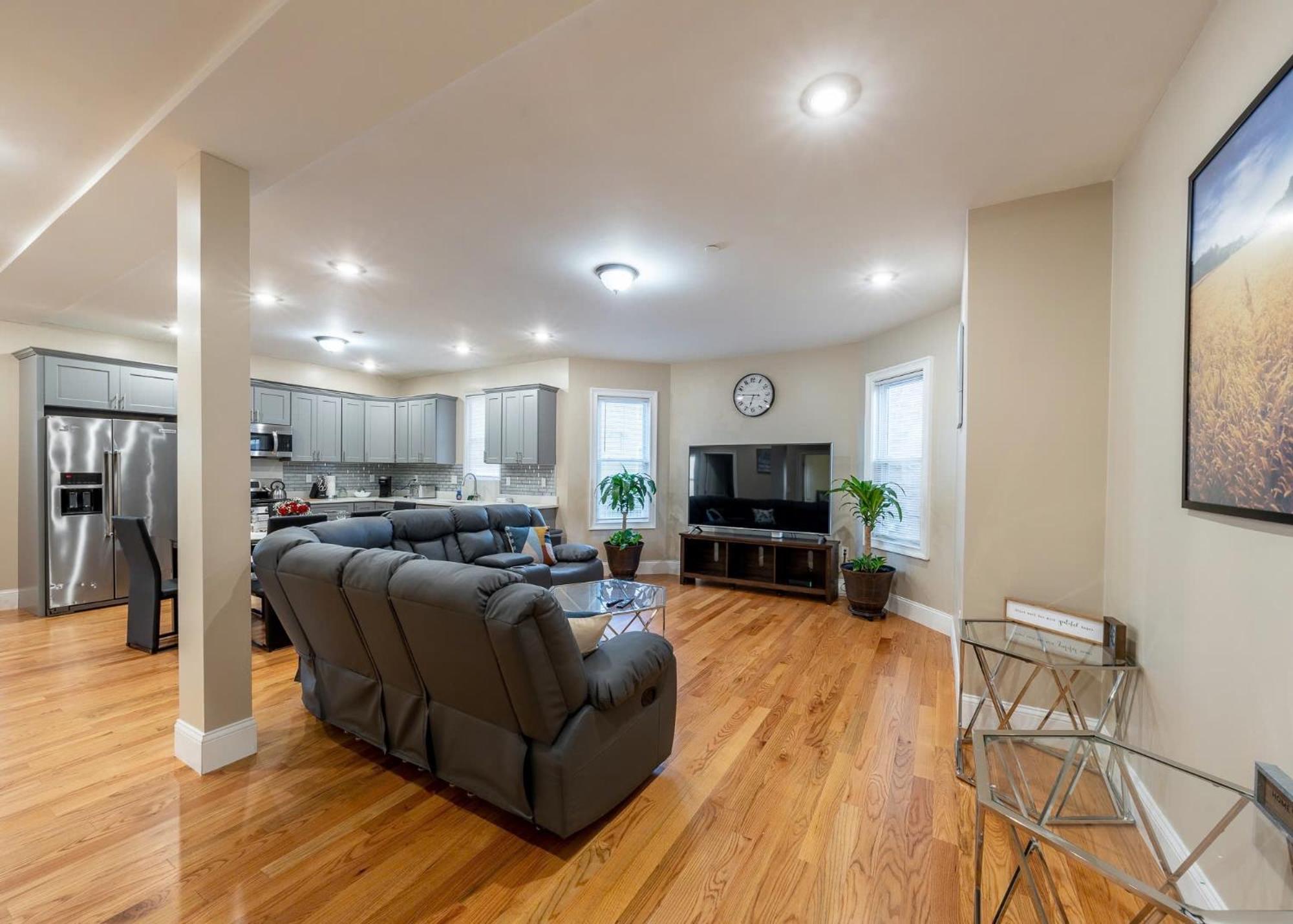 Apartment 233-1 4Br Boston - Cozy Apt Near Mbta Station Boston